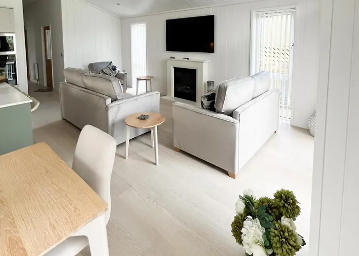 Hillcroft Park * Pooley Bridge